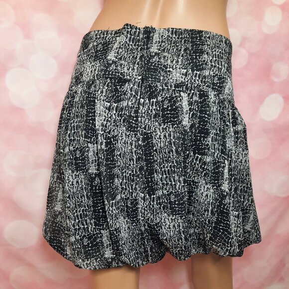 Vintage 90s Snake Print Bubble Mini Skirt Size M Grey Black Chiffon Grunge Goth - Picture 7 of 10